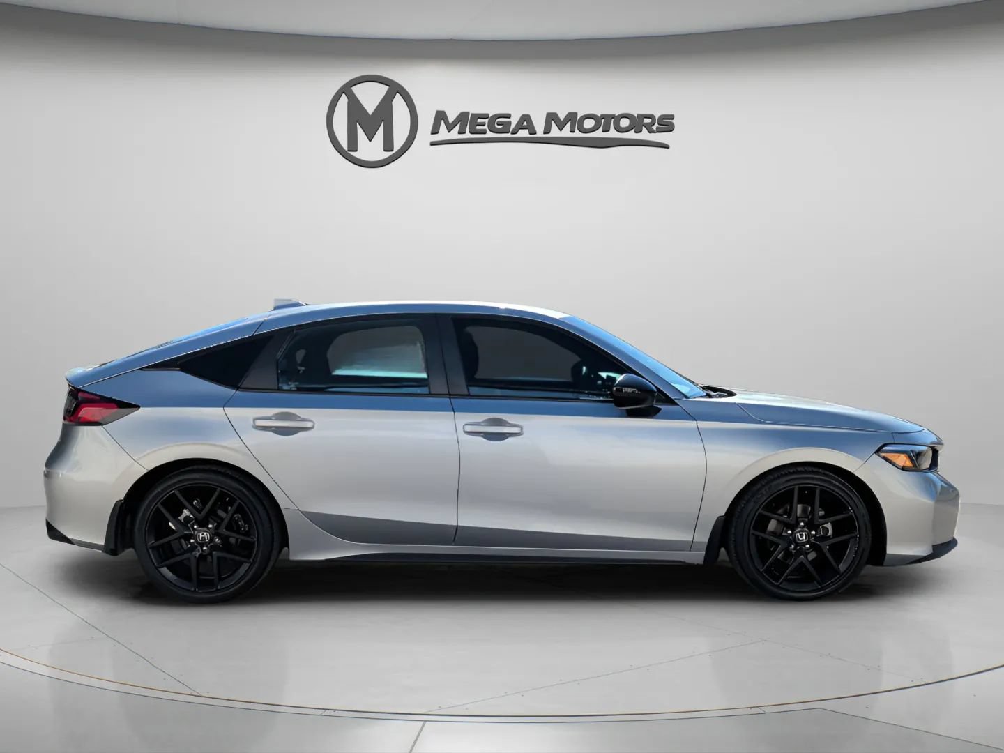 Used 2025 Honda Civic Sport image 9