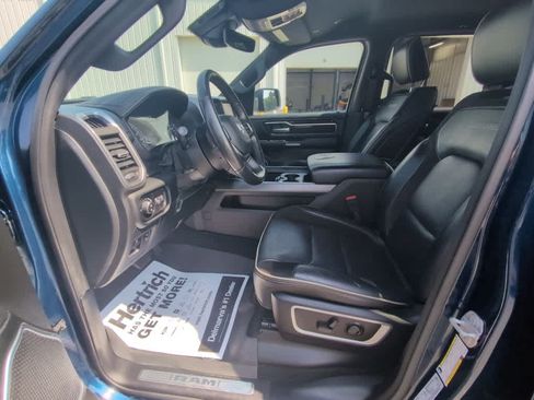 Used 2022 RAM 1500 Laramie w/ Sport Appearance Package AWD/4WD image 16