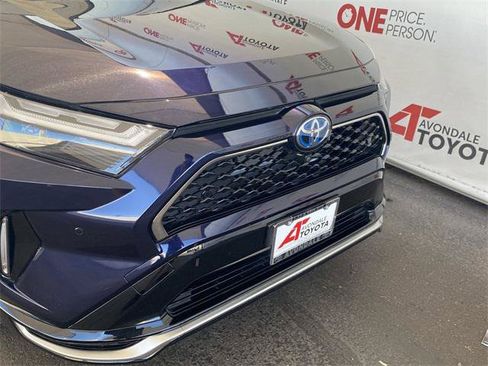 Certified 2022 Toyota RAV4 XSE w/ Premium Package AWD/4WD image 10