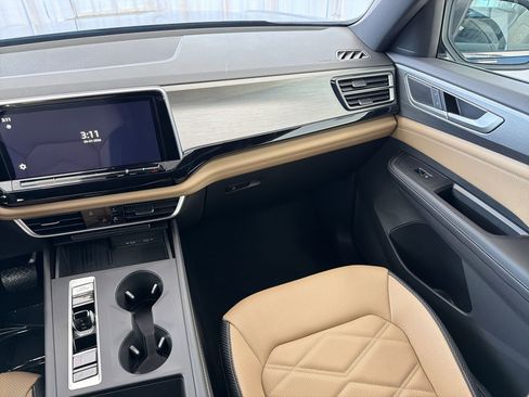 New 2026 Volkswagen Atlas Cross Sport SE AWD/4WD image 27