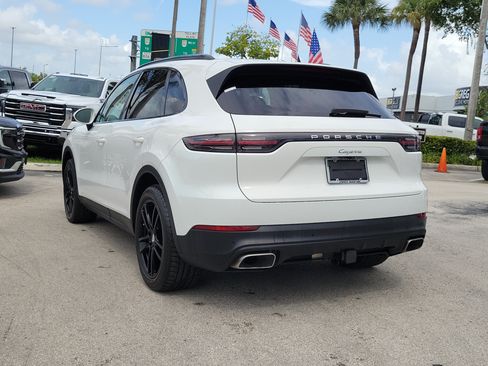 Used 2020 Porsche Cayenne AWD/4WD image 7