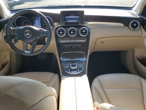 Used 2019 Mercedes-Benz GLC 300 image 16