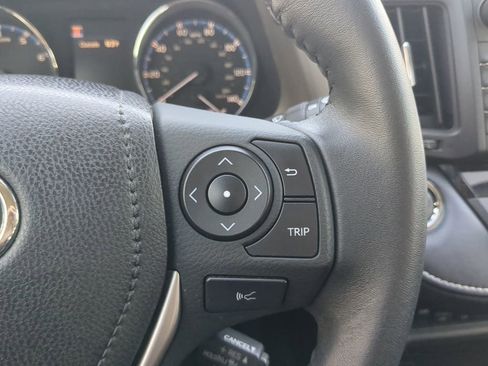 Used 2018 Toyota RAV4 Limited image 30