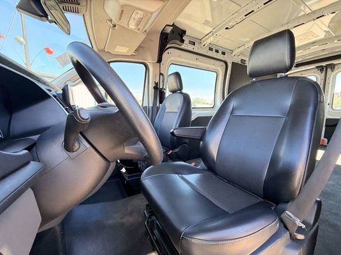 Used 2020 Ford Transit 250 T-250 RWD Medium Roof w/ Load Area Protection Package image 17
