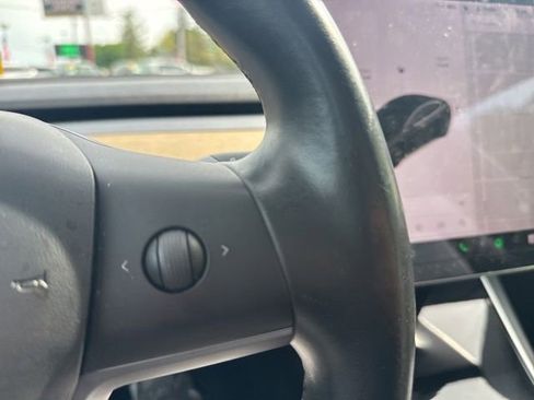 Used 2019 Tesla Model 3 Standard Range Plus RWD image 25
