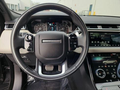 Used 2020 Land Rover Range Rover Velar R-Dynamic S image 10