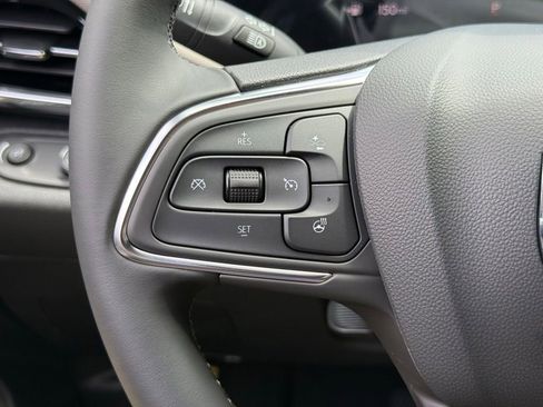 New 2026 Buick Envista Avenir FWD image 24