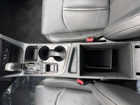 Used 2018 Hyundai Sonata Limited w/ Limited Ultimate Package 03 FWD image 33