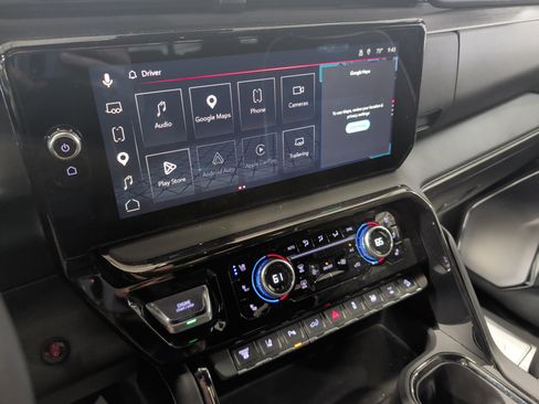 Used 2024 GMC Sierra 2500 AT4X AWD/4WD image 12