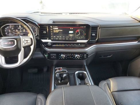 Used 2024 GMC Sierra 1500 SLT w/ SLT Premium Plus Package AWD/4WD image 15