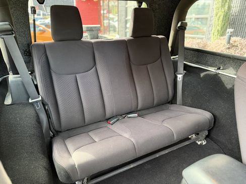 Used 2014 Jeep Wrangler Sport image 35
