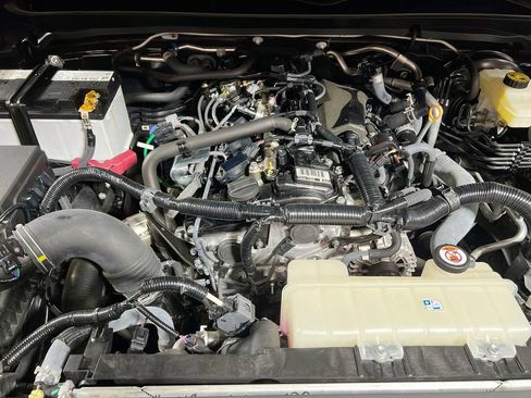 Certified 2024 Toyota Tacoma Limited w/ Limited Package (LT) AWD/4WD image 25