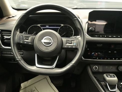 Used 2023 Nissan Rogue SL w/ SL Premium Package FWD image 24