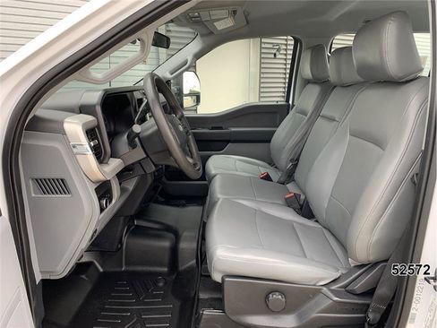 Used 2024 Ford F250 XL AWD/4WD image 21