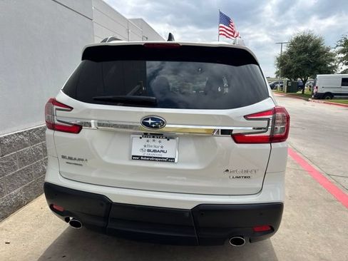 Used 2025 Subaru Ascent Limited AWD/4WD image 4