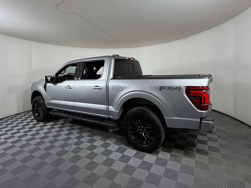 Used 2025 Ford F150 Lariat w/ Equipment Group 501A Mid image 3