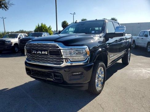 New 2024 RAM 2500 Limited AWD/4WD image 2