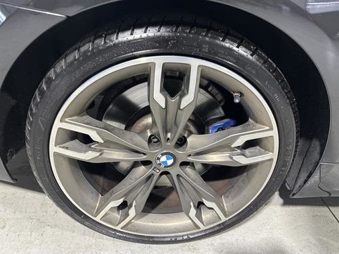 Used 2020 BMW M550i xDrive image 45