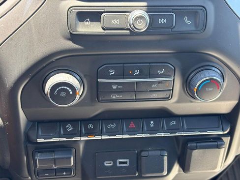 Used 2022 Chevrolet Silverado 1500 Custom Trail Boss w/ Safety Confidence Package AWD/4WD image 22