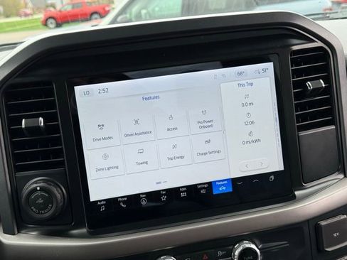 Used 2025 Ford F150 Lightning XLT AWD/4WD image 25