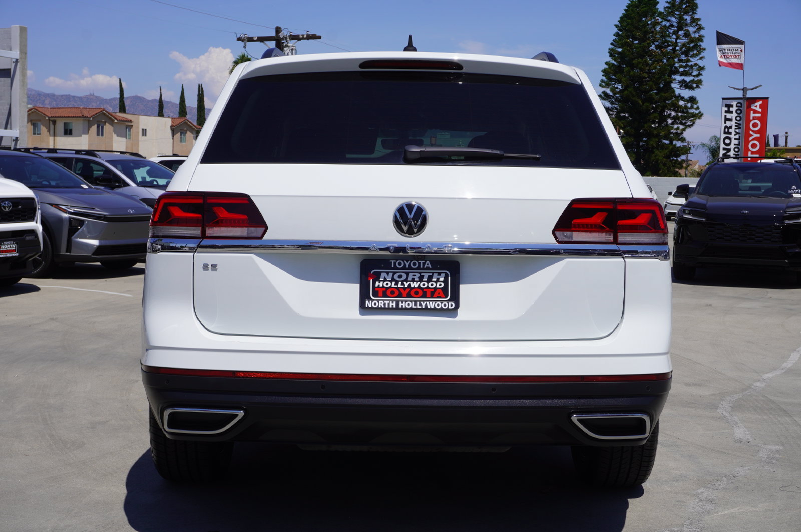 Used 2022 Volkswagen Atlas SE FWD image 6