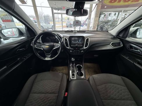 Used 2018 Chevrolet Equinox LT image 36