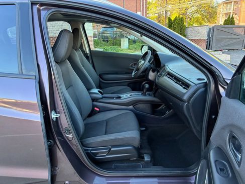 Used 2020 Honda HR-V EX image 15