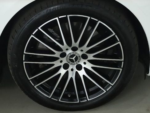 Used 2023 Mercedes-Benz C 300 4MATIC Sedan image 44