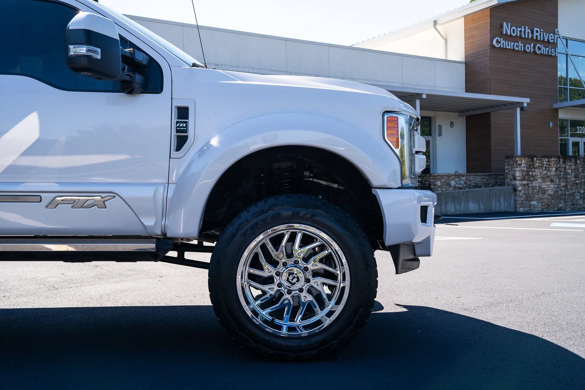 Used 2019 Ford F250 Lariat w/ Lariat Ultimate Package AWD/4WD image 12