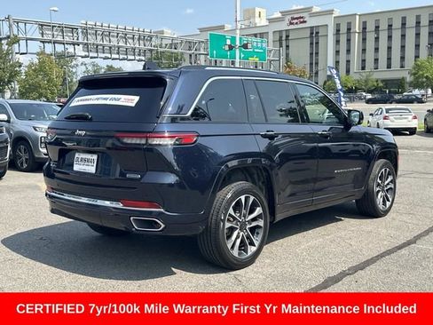 Used 2023 Jeep Grand Cherokee Overland AWD/4WD image 3