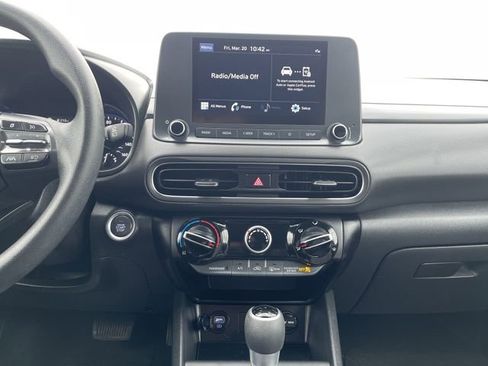 Used 2023 Hyundai Kona SEL image 13