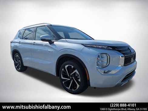 New 2025 Mitsubishi Outlander SEL image 1