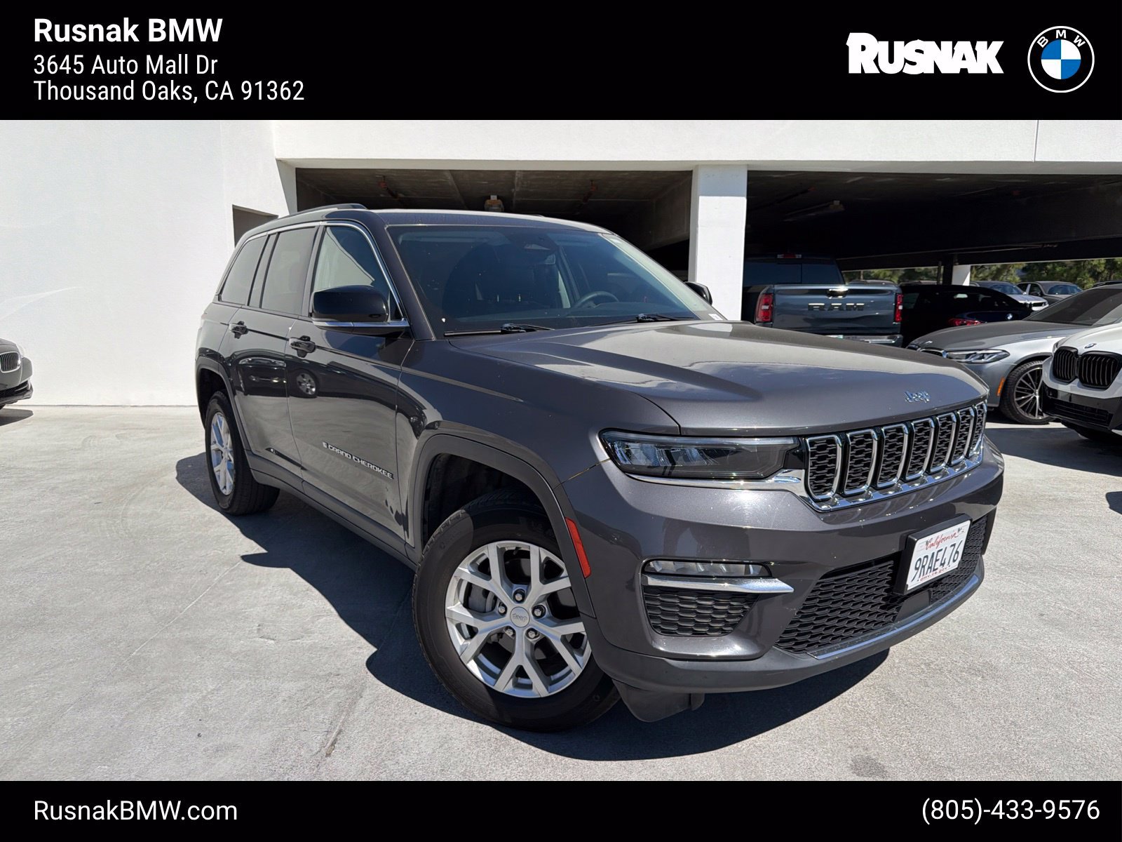 Used 2023 Jeep Grand Cherokee Limited AWD/4WD image 1