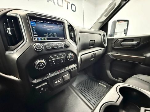 Used 2021 Chevrolet Silverado 2500 LT w/ Z71 Off-Road Package AWD/4WD image 18