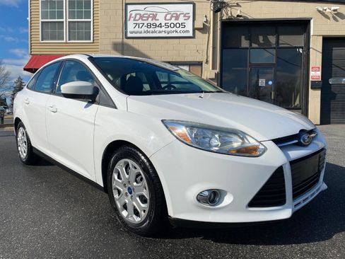 Used 2012 Ford Focus SE image 32