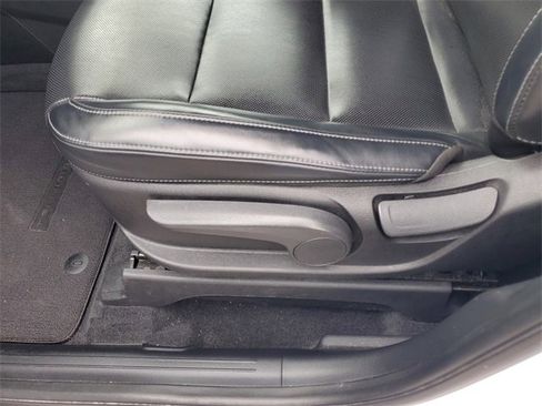 Used 2022 Kia Telluride LX image 14