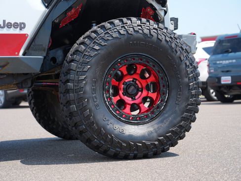 Used 2021 Jeep Wrangler Unlimited Rubicon AWD/4WD image 11