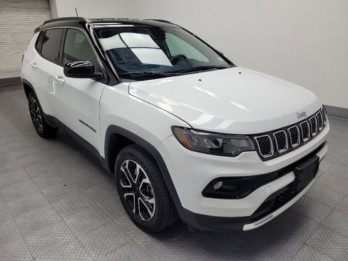 Used 2024 Jeep Compass Limited AWD/4WD image 13