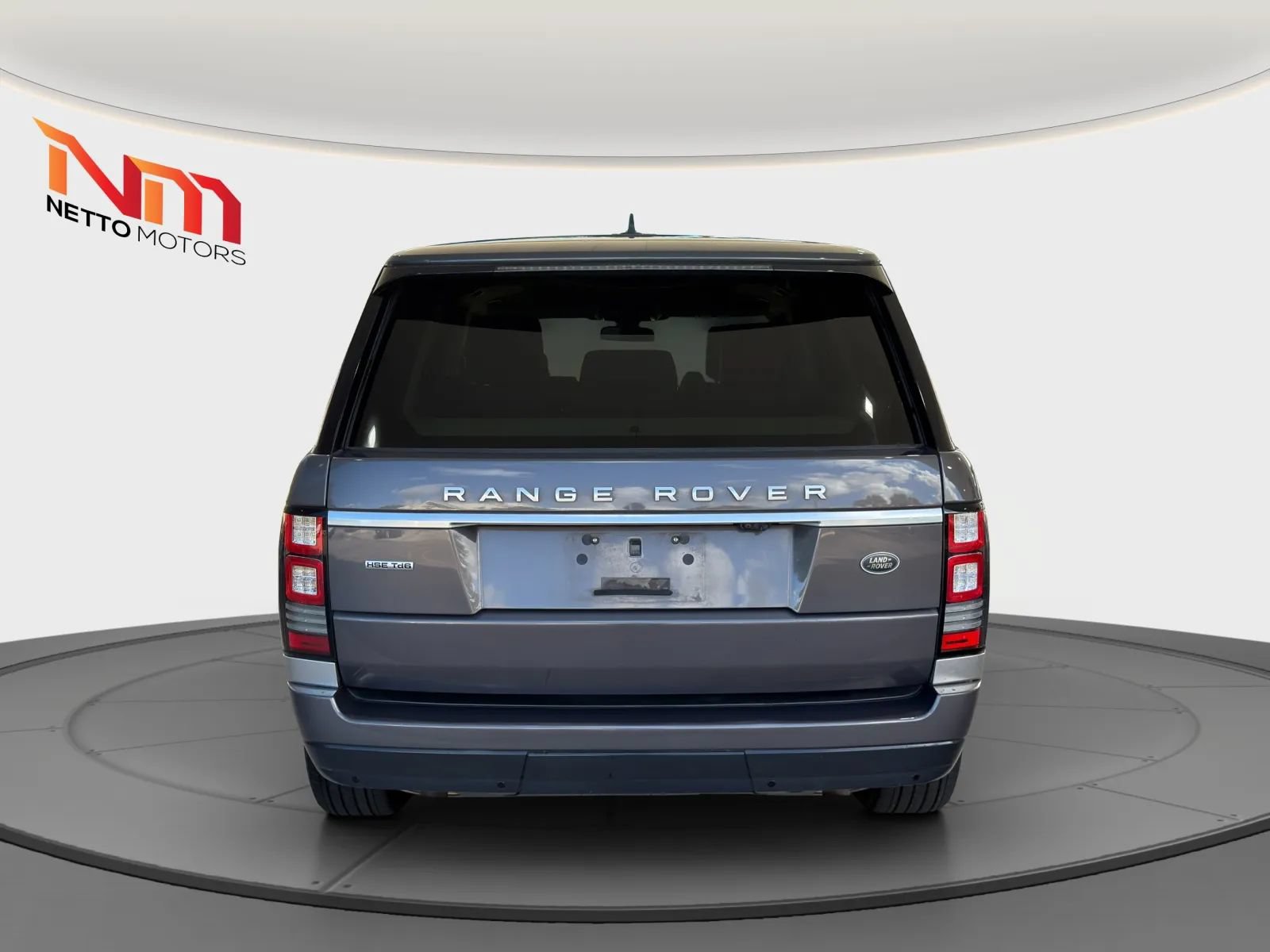 Used 2016 Land Rover Range Rover HSE AWD/4WD image 4
