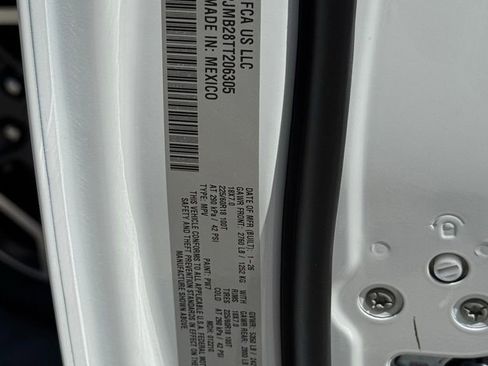 New 2026 Jeep Cherokee Laredo image 30