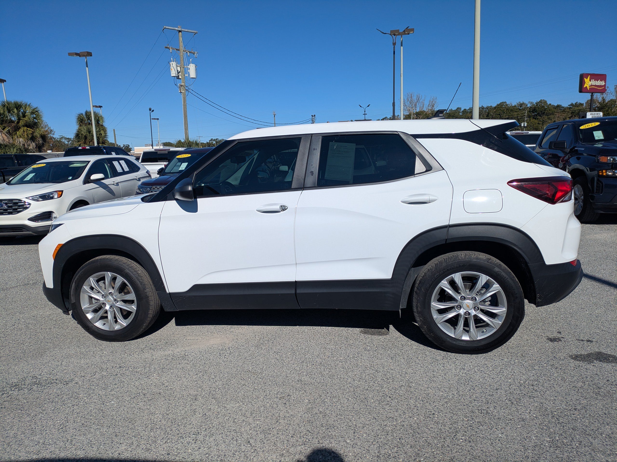Used 2023 Chevrolet TrailBlazer LS FWD image 6