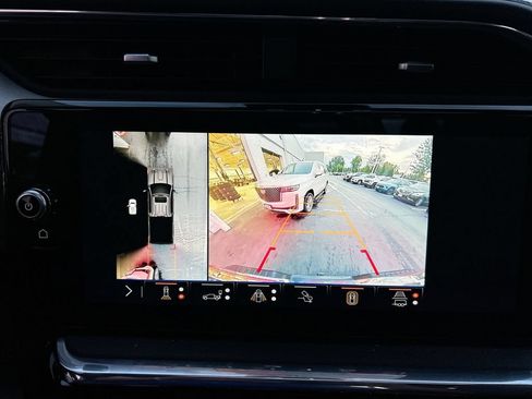 Used 2024 GMC Sierra 2500 Denali w/ Denali Reserve Package AWD/4WD image 19