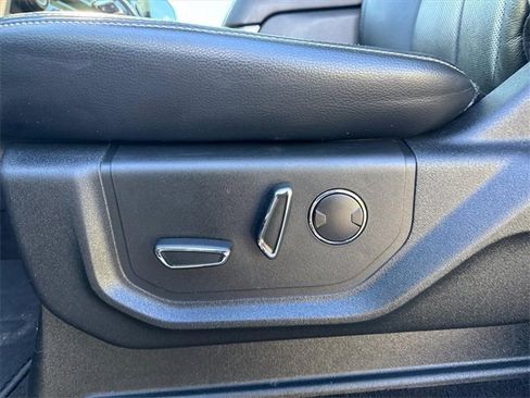 Used 2018 Ford F150 Lariat w/ Equipment Group 502A Luxury image 15