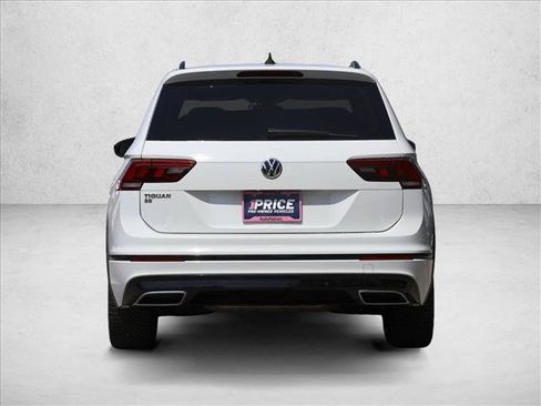 Used 2021 Volkswagen Tiguan SE R-Line FWD image 6