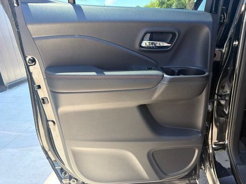 Used 2024 Honda Ridgeline Black Edition image 15