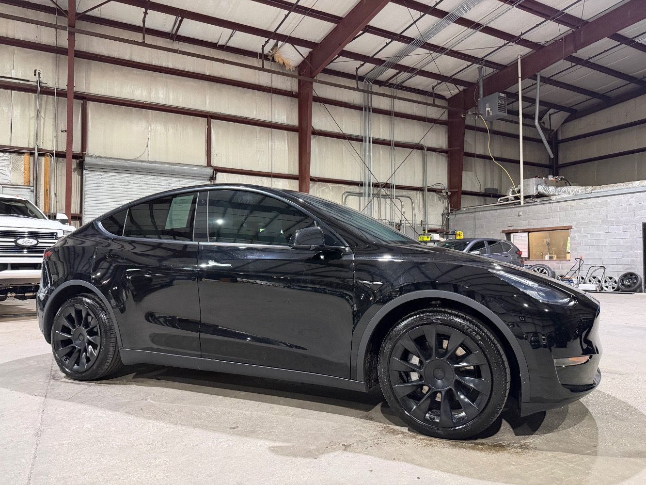 Used 2020 Tesla Model Y Long Range AWD/4WD image 3