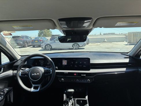 Used 2025 Kia K5 LXS FWD image 32