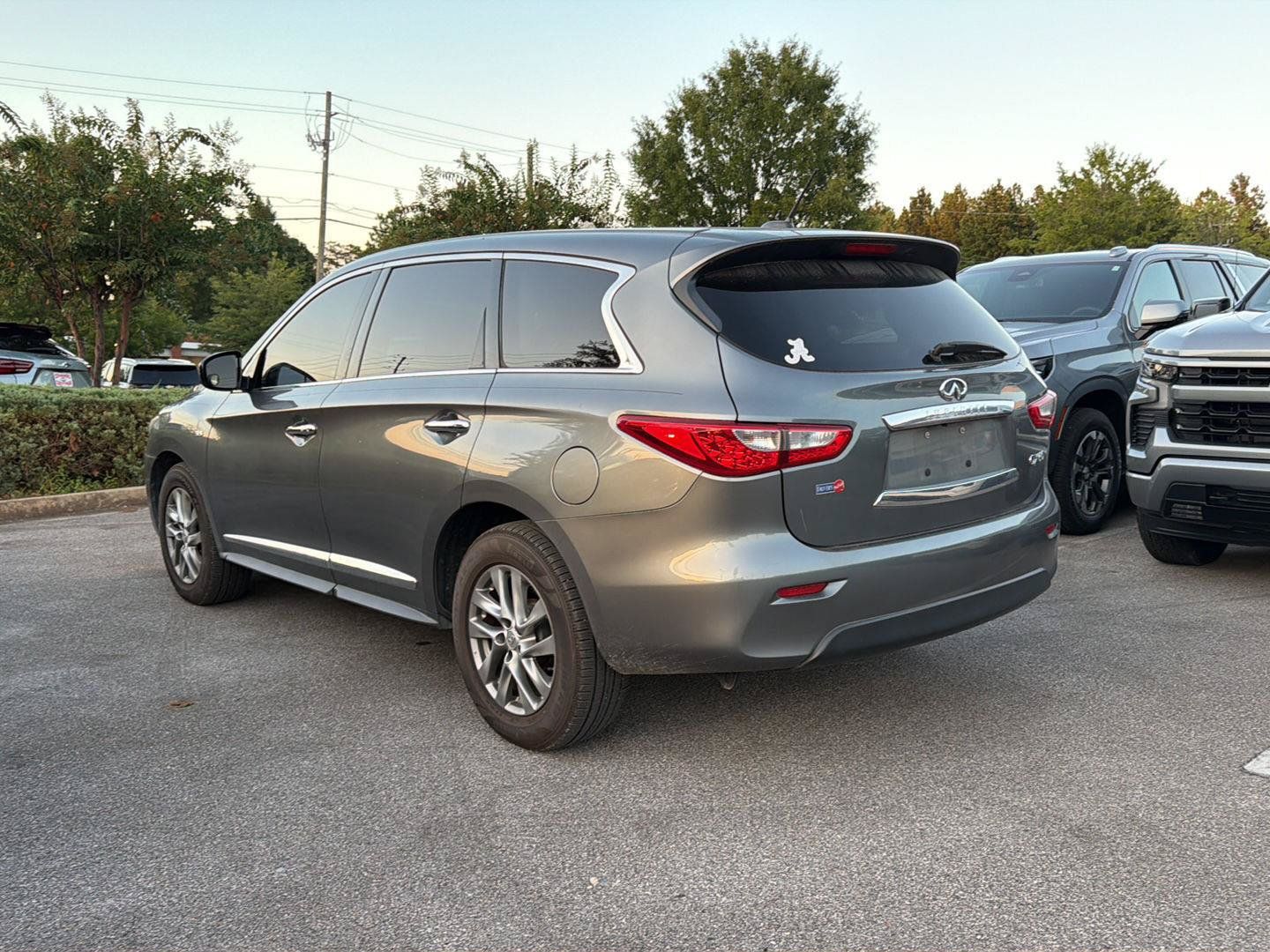 Used 2015 INFINITI QX60 FWD image 2
