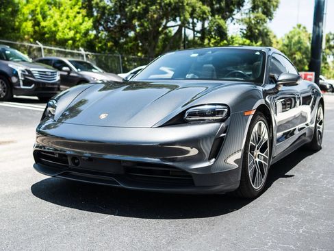 Used 2021 Porsche Taycan RWD image 2