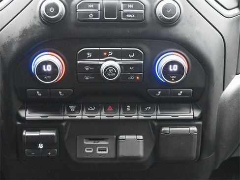 Used 2023 Chevrolet Silverado 2500 LTZ image 24